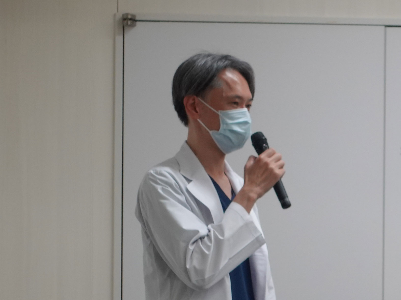 その足の痛みやしびれ・傷は 血流が悪いせいかもしれません～下肢閉塞性動脈硬化症のはなし～